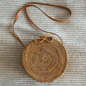 NWOT STREET LEVEL WOVEN STRAW HANDBAG HAND CRAFTED IN BALI